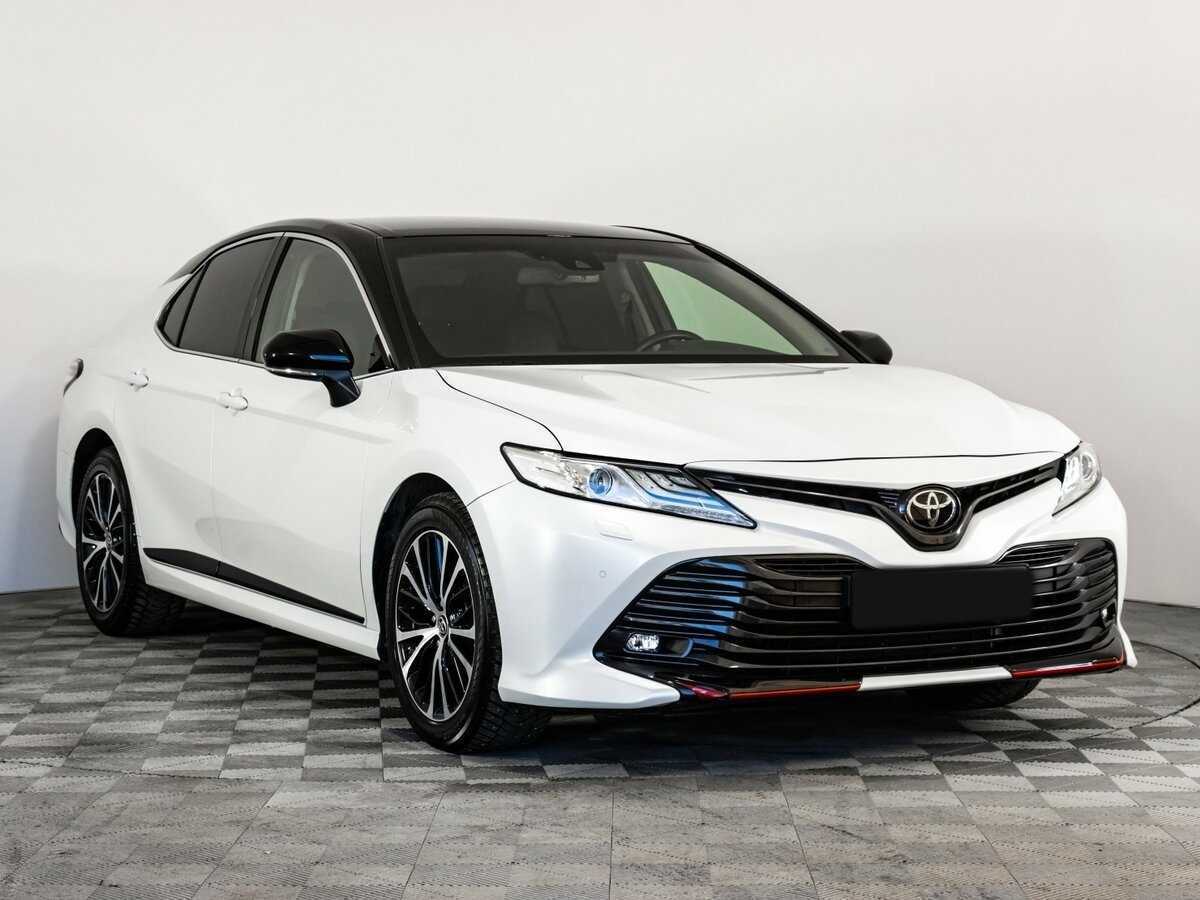 Toyota Camry с пробегом — 2020 год. Фото: #2