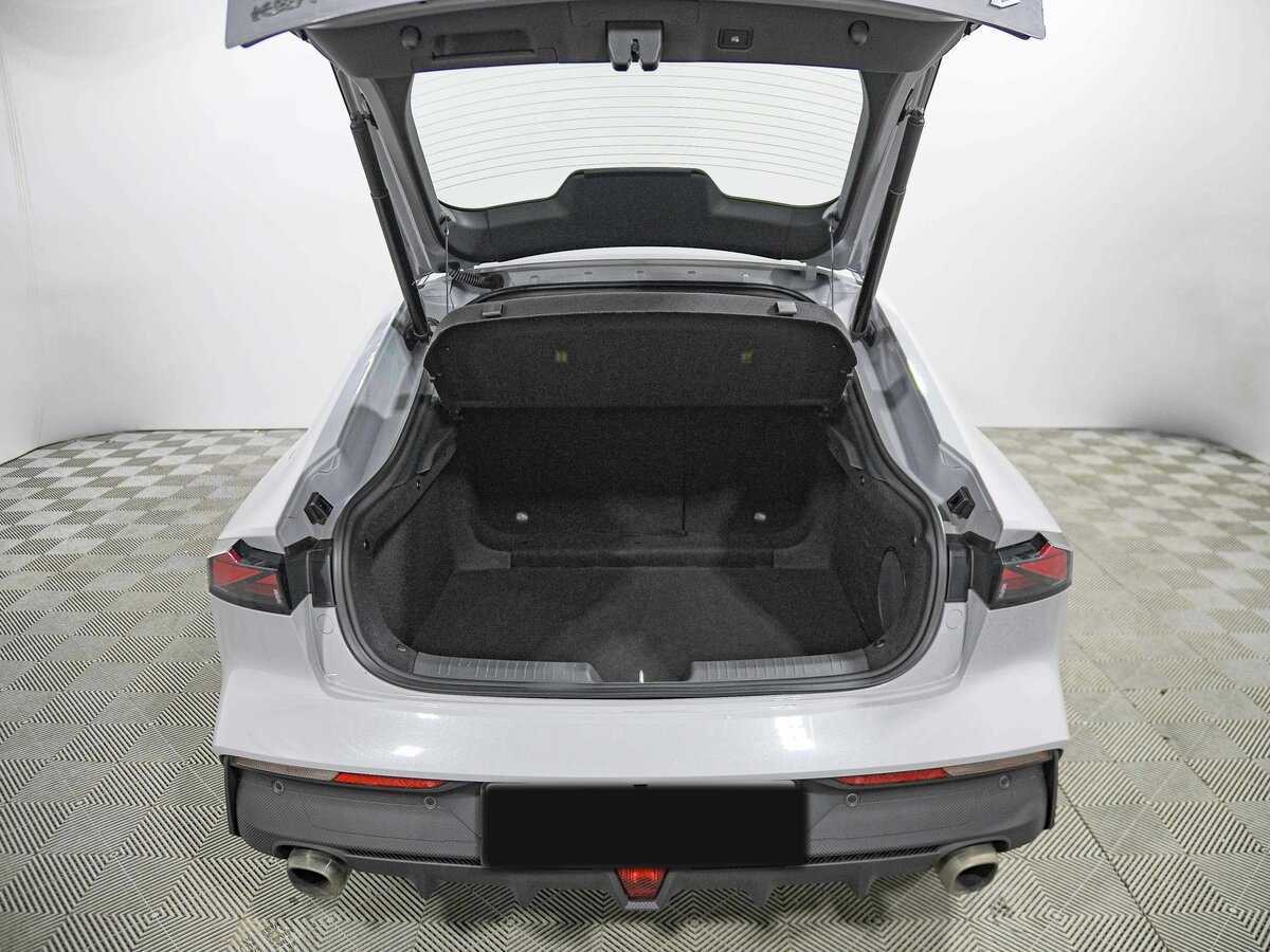 Changan UNI-V с пробегом — 2023 год. Фото: #21