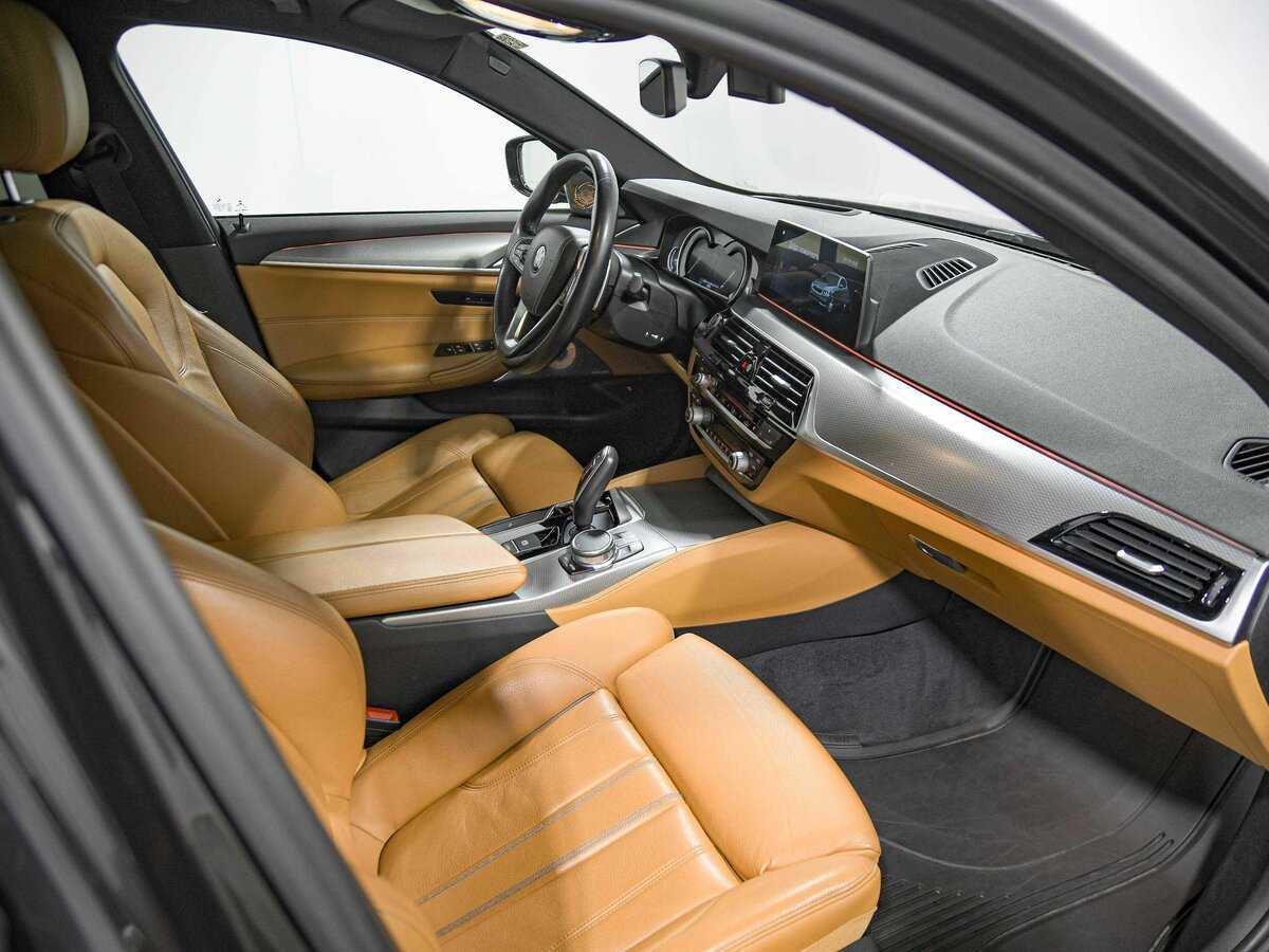 BMW 5 серии с пробегом — 2017 год. Фото: #16