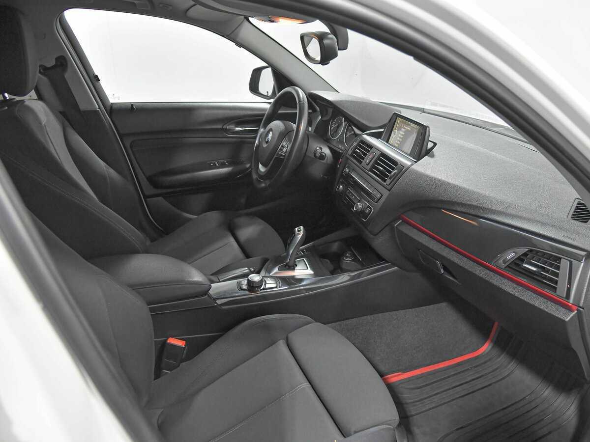 BMW 1 серии с пробегом — 2013 год. Фото: #12