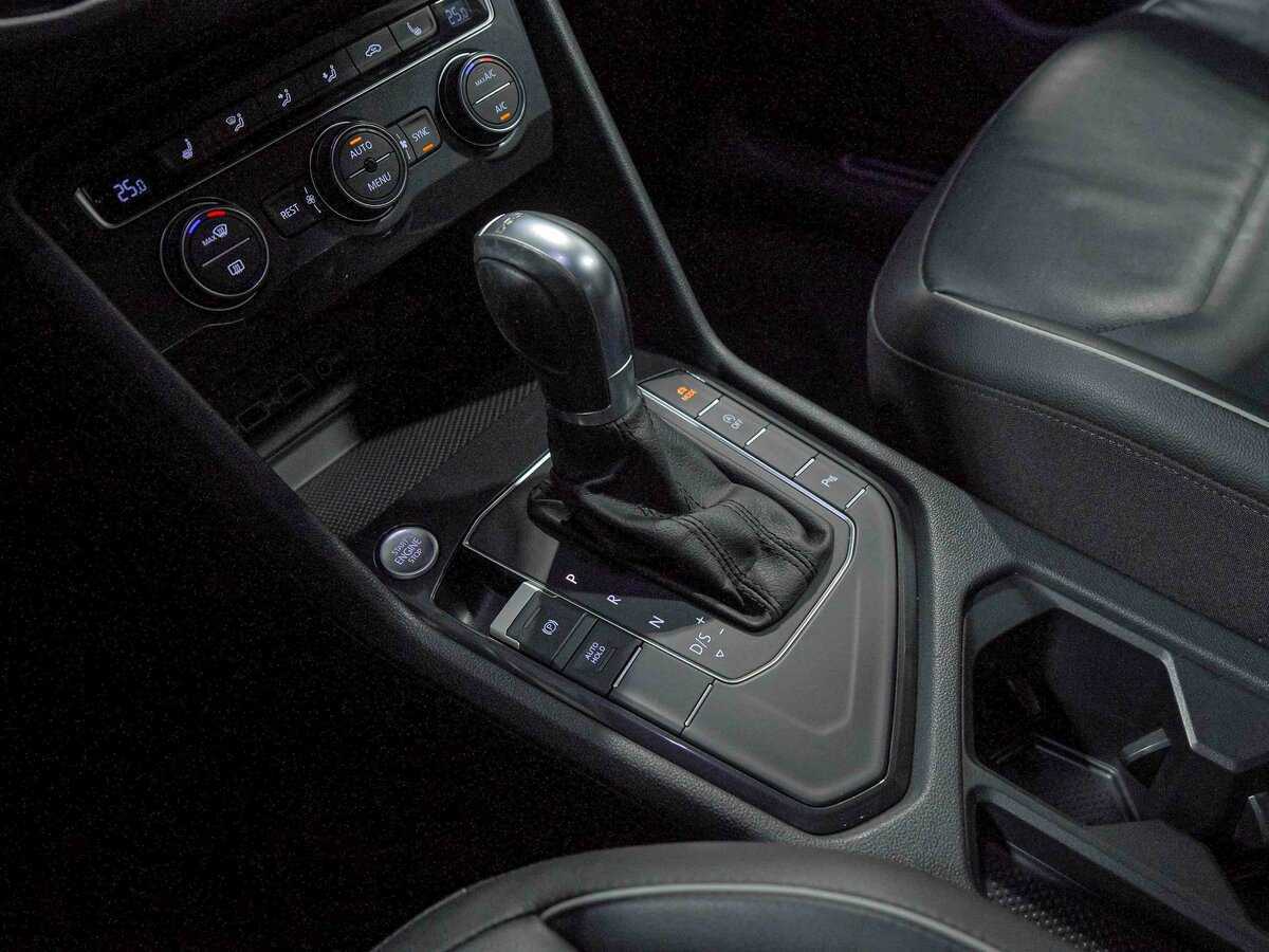 Volkswagen Tiguan с пробегом — 2018 год. Фото: #9
