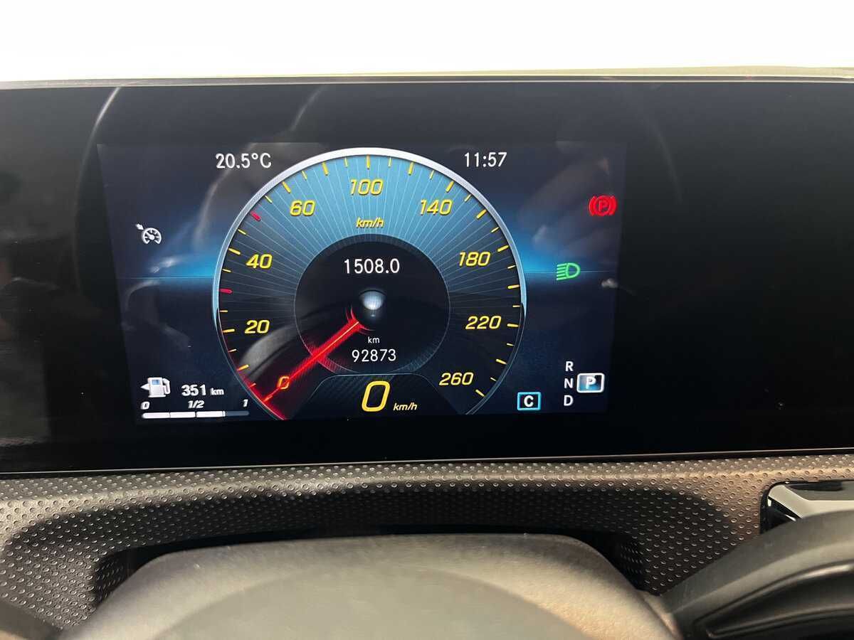 Mercedes-Benz CLA с пробегом — 2020 год. Фото: #10