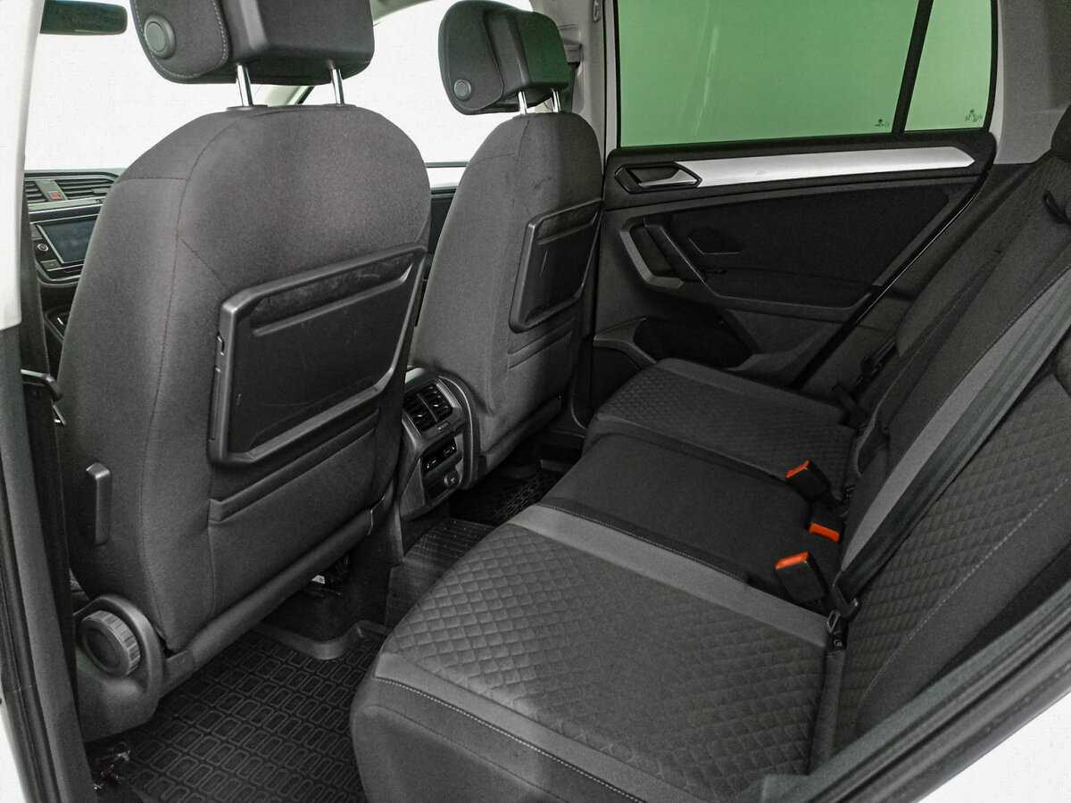 Volkswagen Tiguan с пробегом — 2018 год. Фото: #9