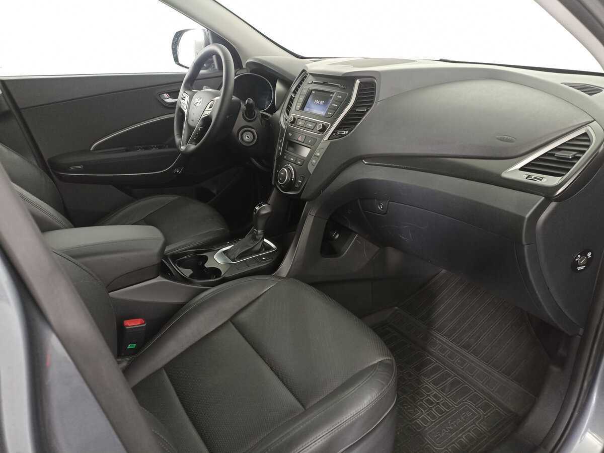 Hyundai Santa Fe с пробегом — 2018 год. Фото: #10
