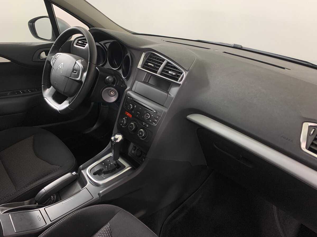 Citroen C4 с пробегом — 2015 год. Фото: #13