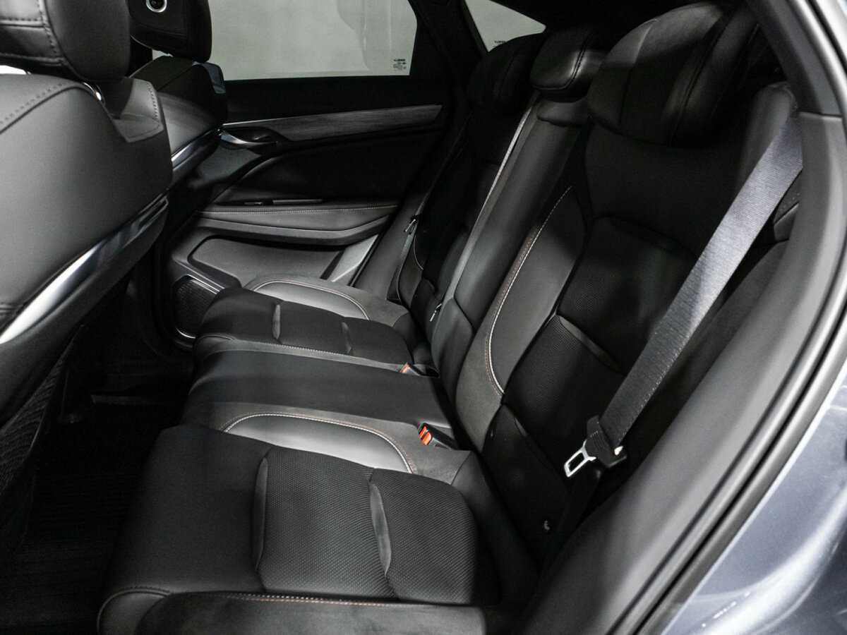 Geely Tugella с пробегом — 2022 год. Фото: #9