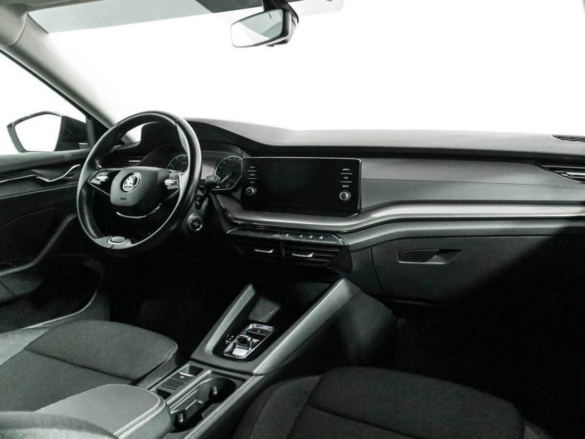 Skoda Octavia с пробегом — 2021 год. Фото: #8
