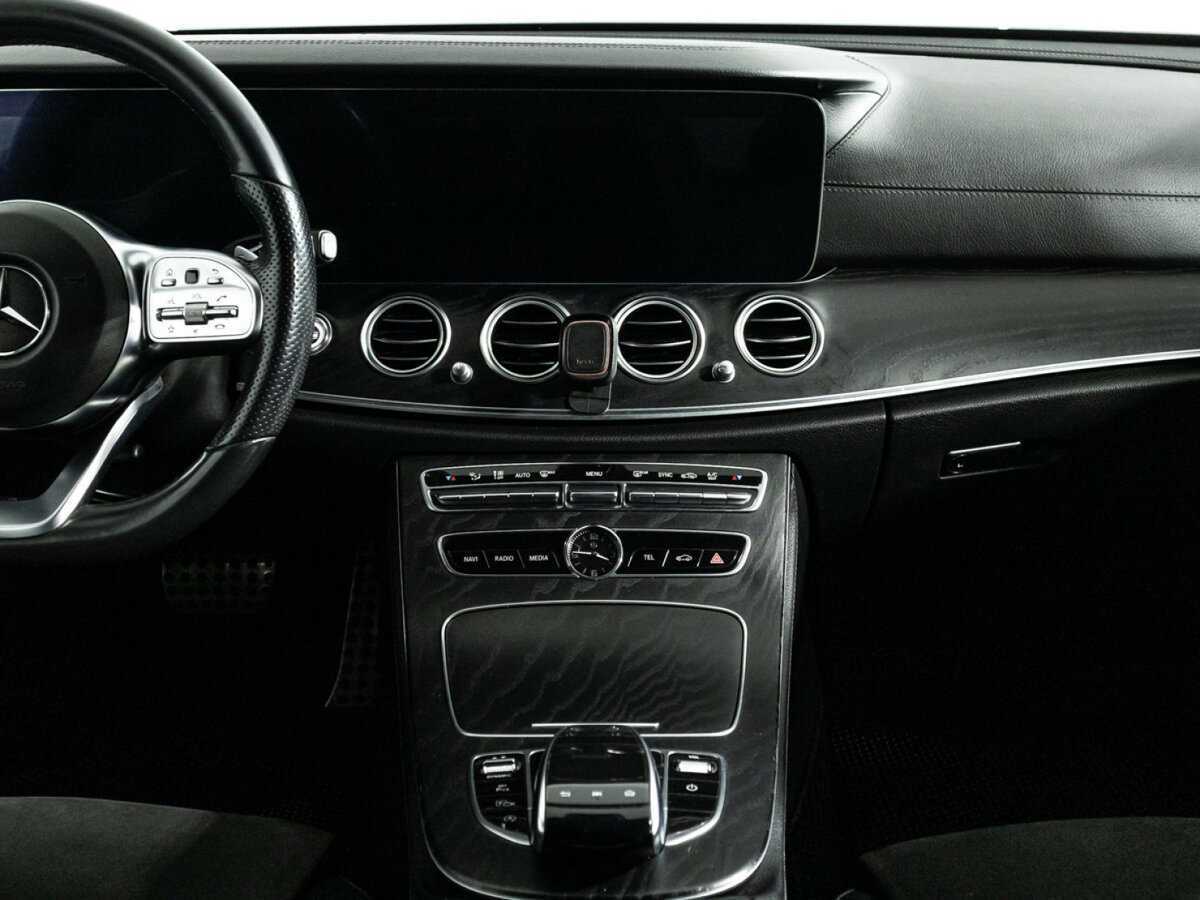 Mercedes-Benz E-Класс с пробегом — 2018 год. Фото: #13