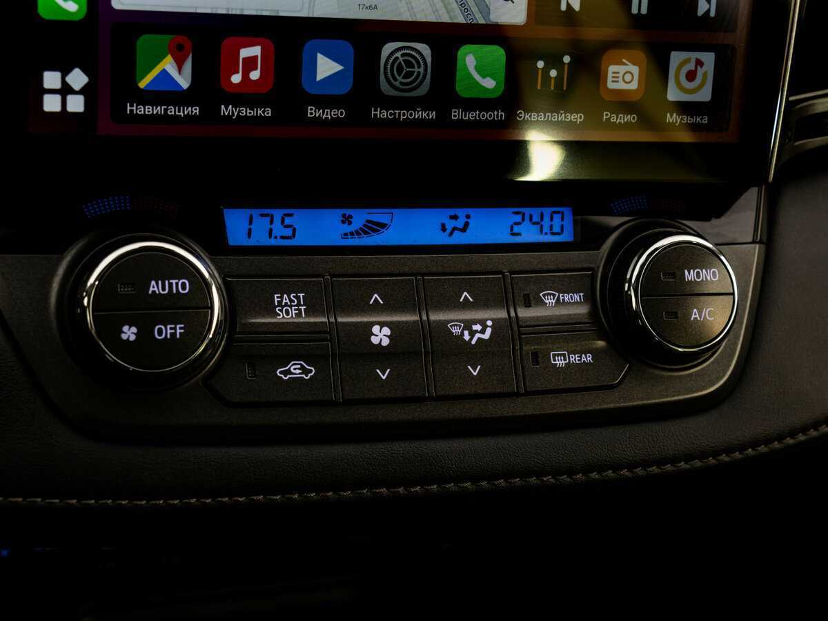 Toyota RAV4 с пробегом — 2014 год. Фото: #8