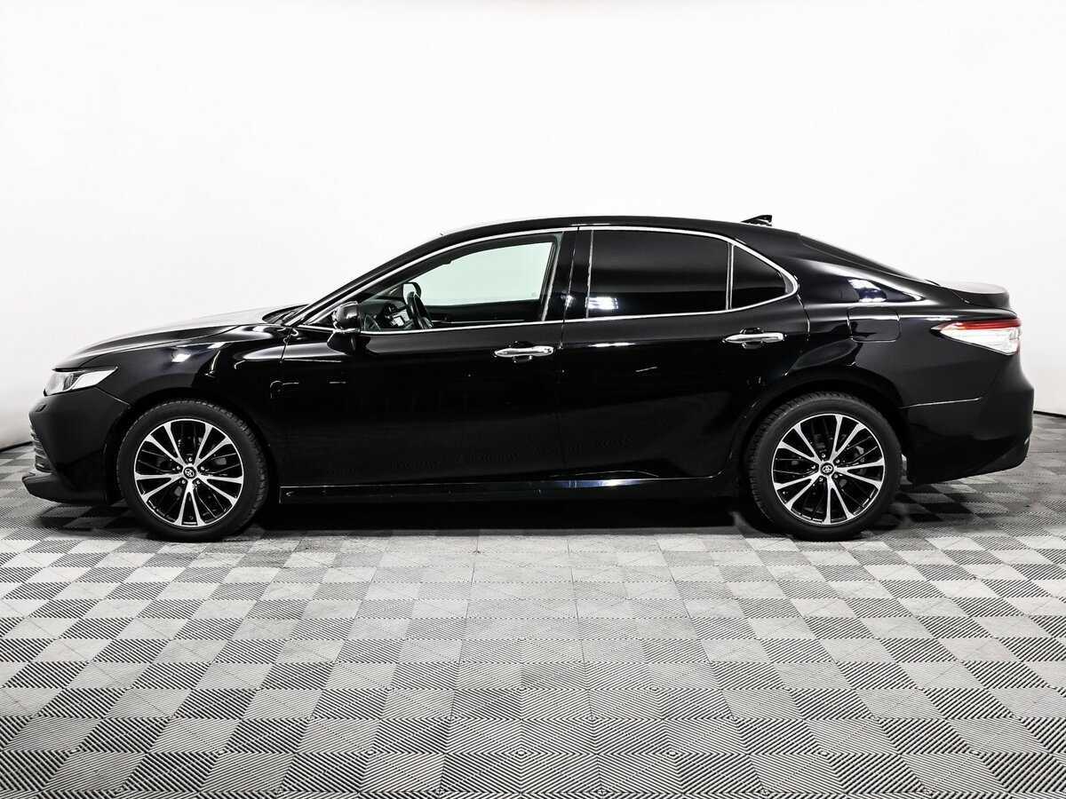 Toyota Camry с пробегом — 2018 год. Фото: #7