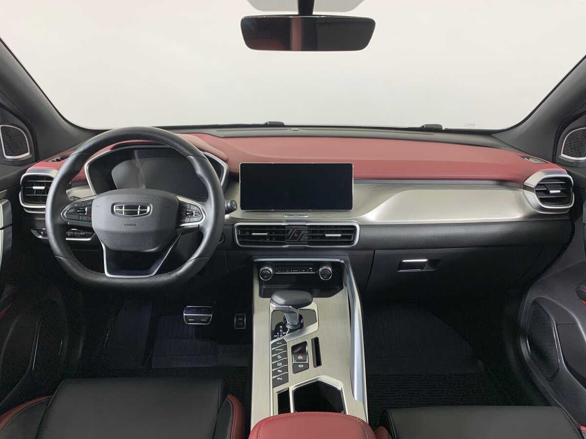 Geely Coolray с пробегом — 2023 год. Фото: #12