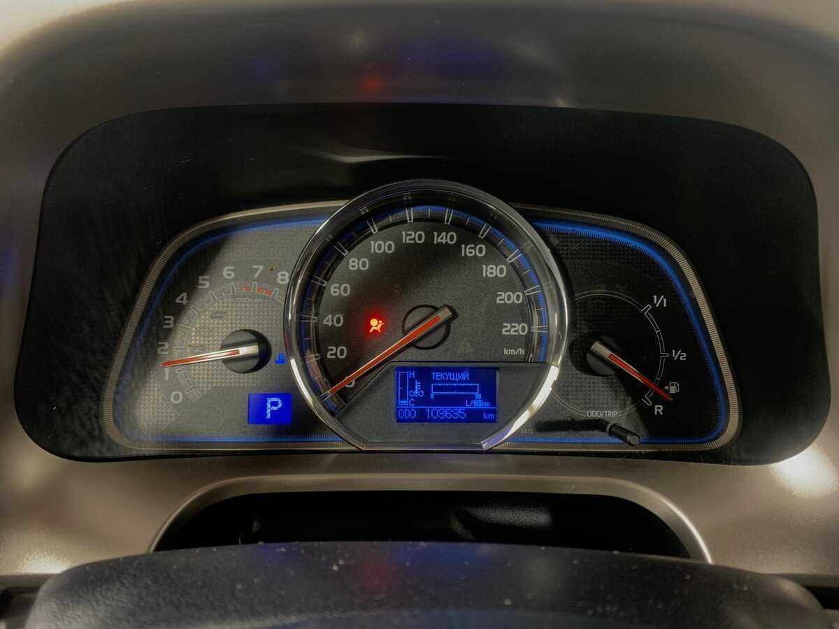 Toyota RAV4 с пробегом — 2013 год. Фото: #14