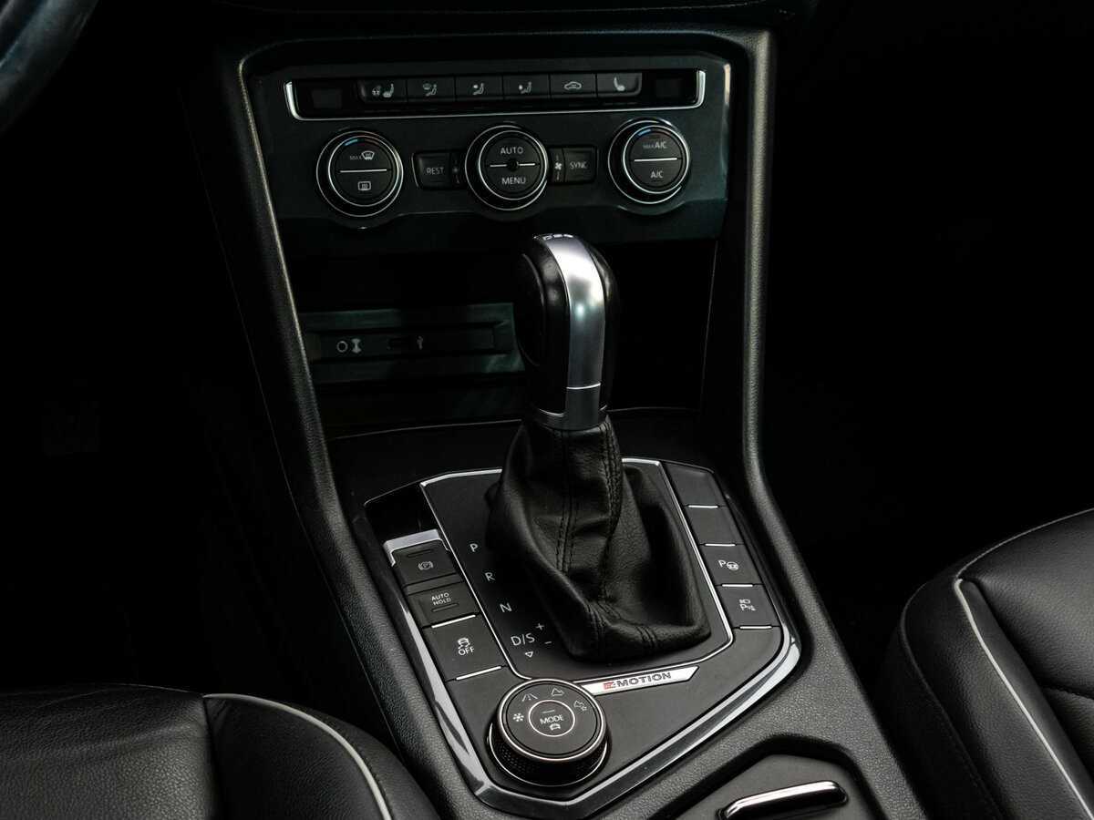 Volkswagen Tiguan с пробегом — 2017 год. Фото: #11