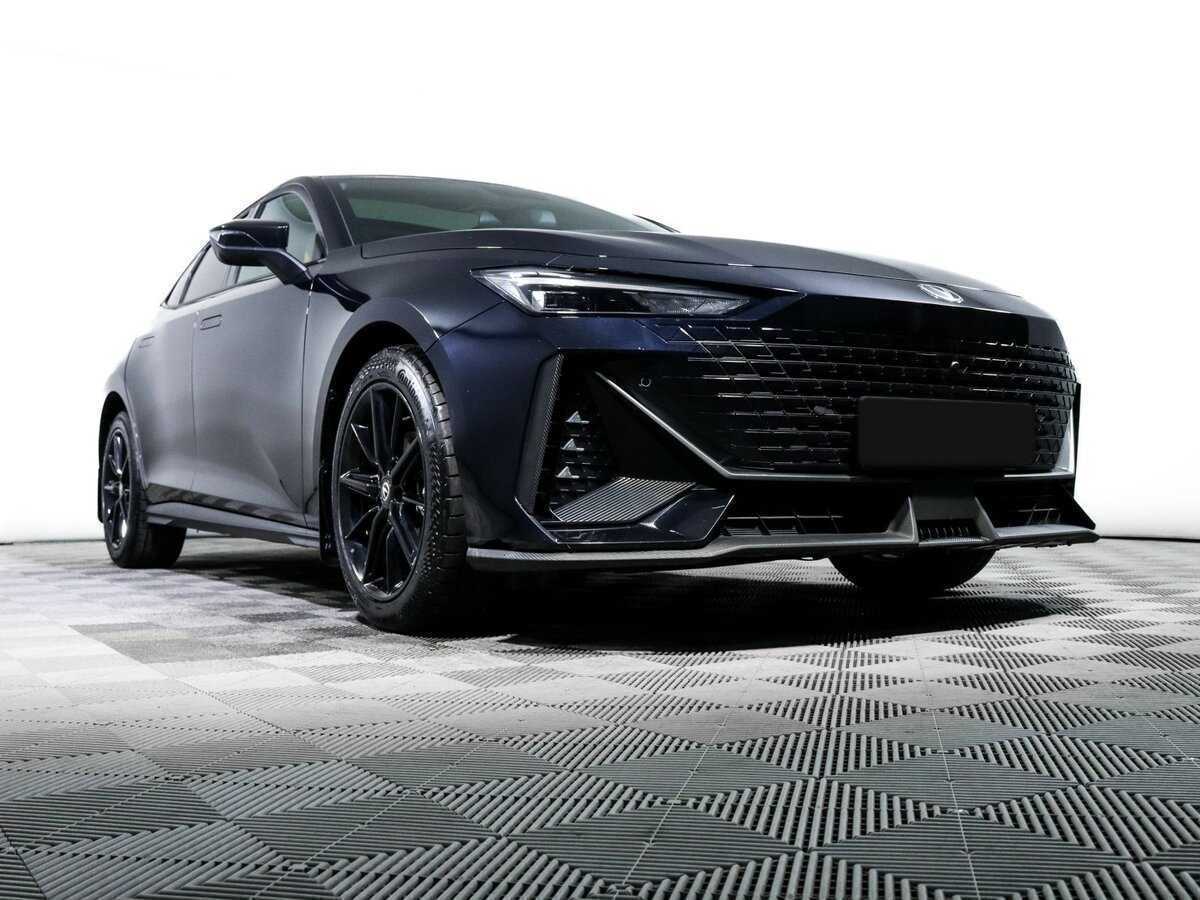 Changan UNI-V с пробегом — 2023 год. Фото: #15