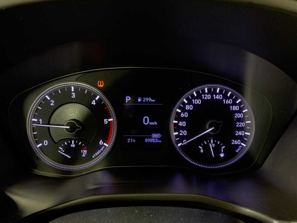 Hyundai Santa Fe с пробегом — 2019 год. Фото: #12