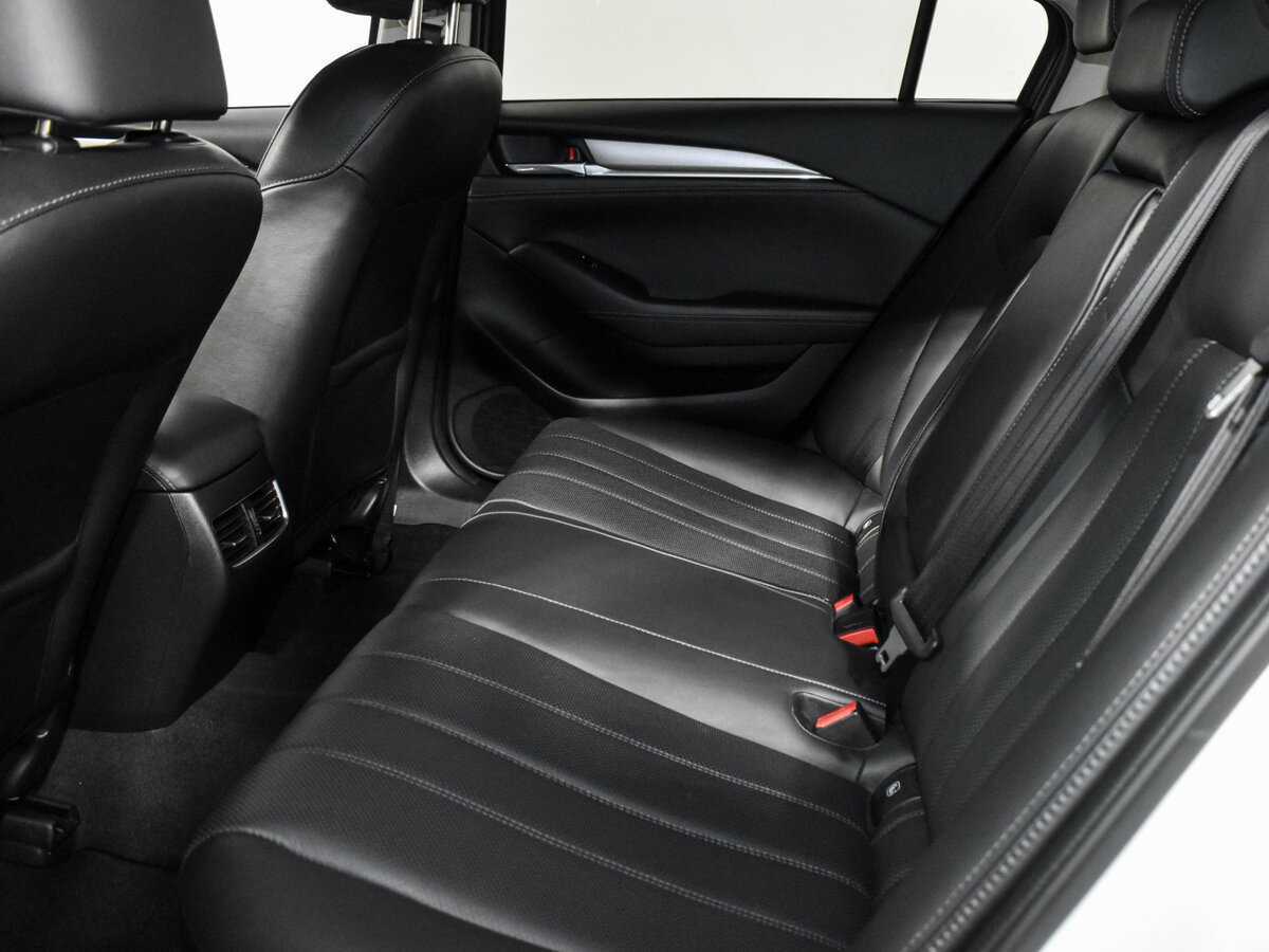 Mazda 6 с пробегом — 2019 год. Фото: #12