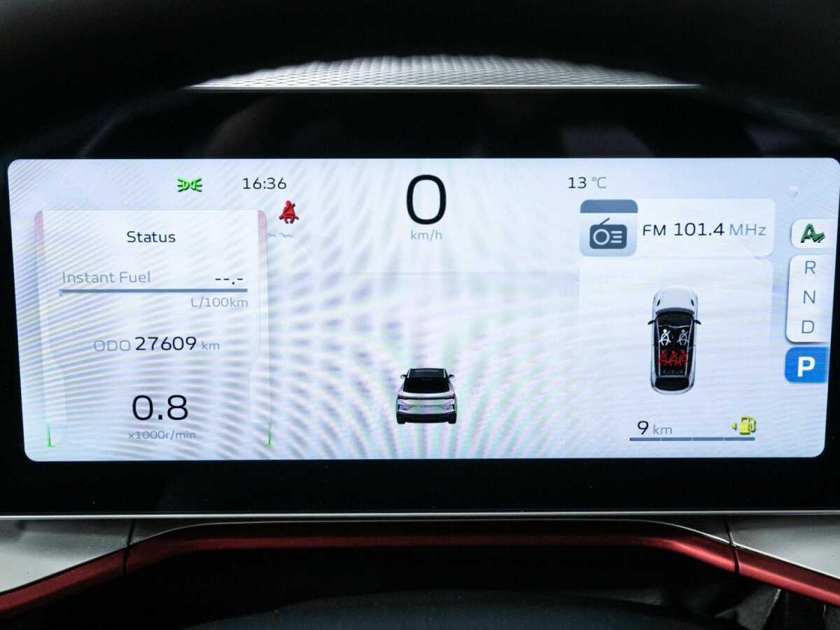 Geely Coolray с пробегом — 2023 год. Фото: #11