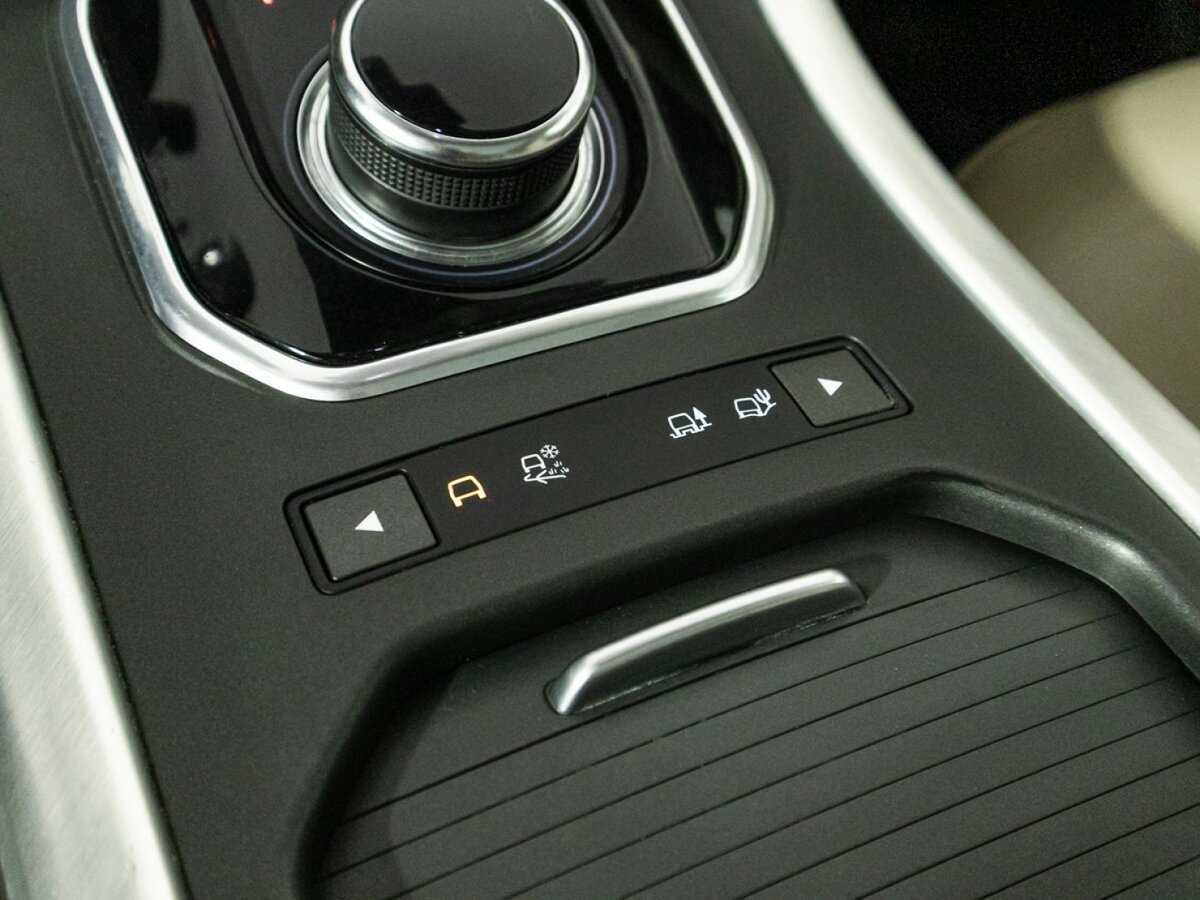 Land Rover Range Rover Evoque с пробегом — 2017 год. Фото: #19