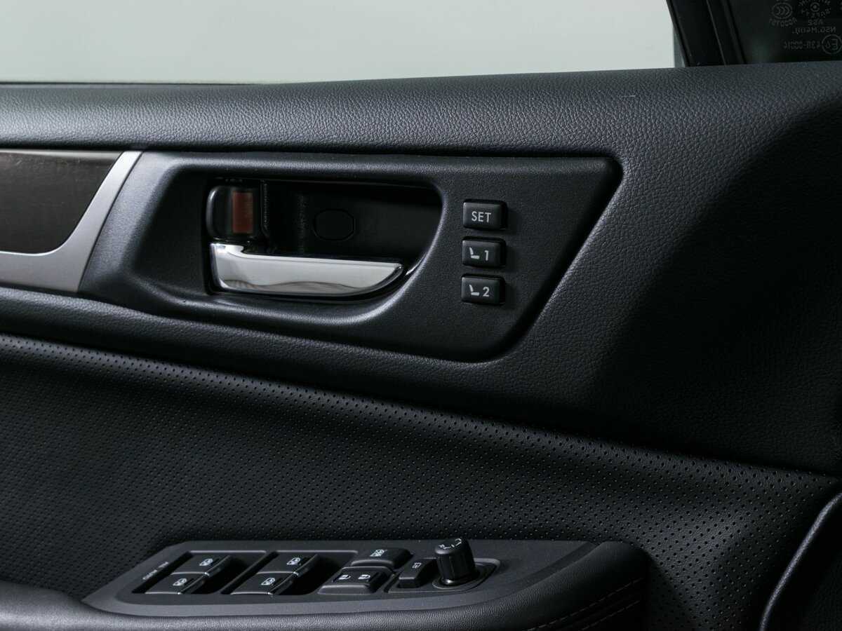 Subaru Outback с пробегом — 2018 год. Фото: #16