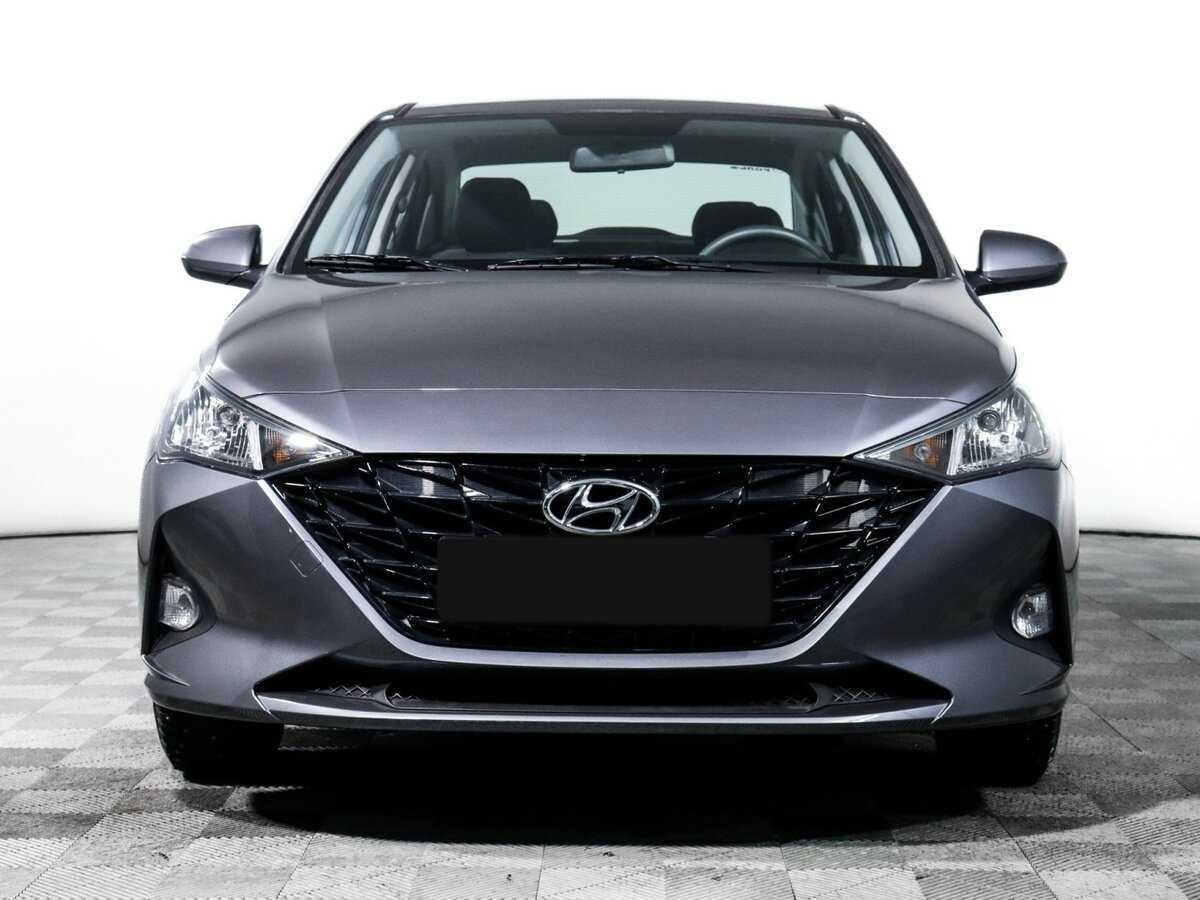 Solaris HS с пробегом — 2024 год. Фото: #1