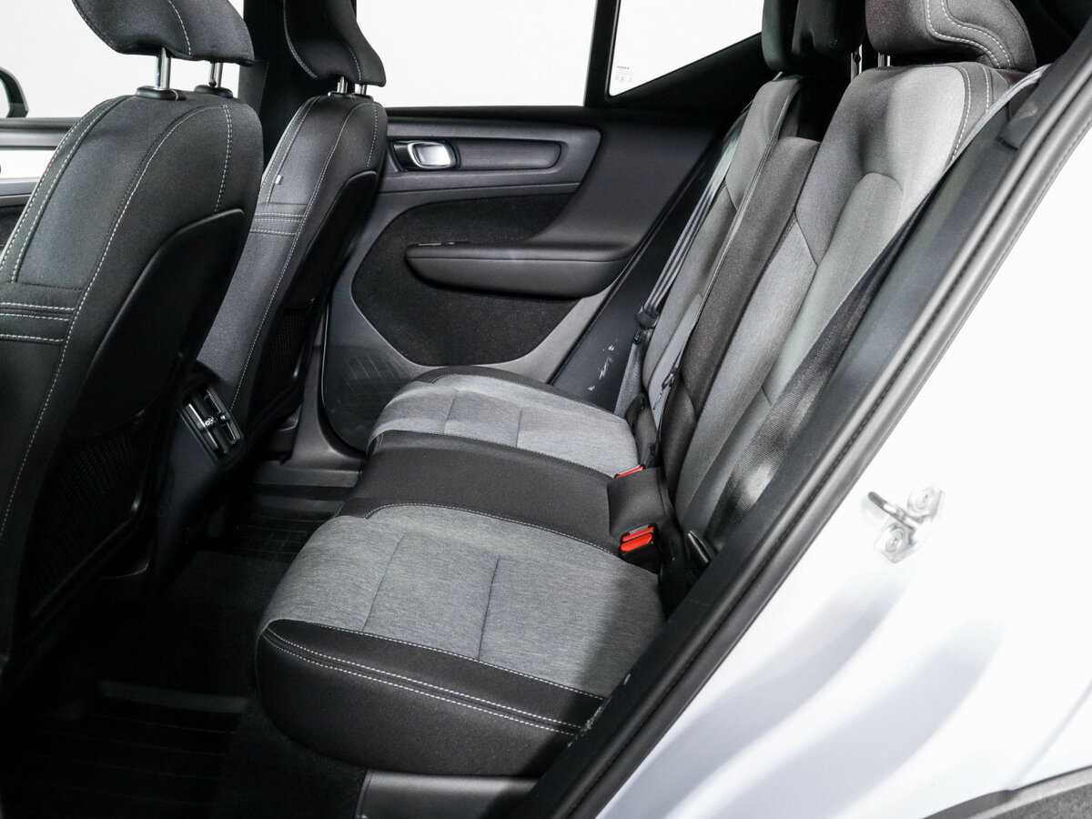 Volvo XC40 с пробегом — 2020 год. Фото: #9