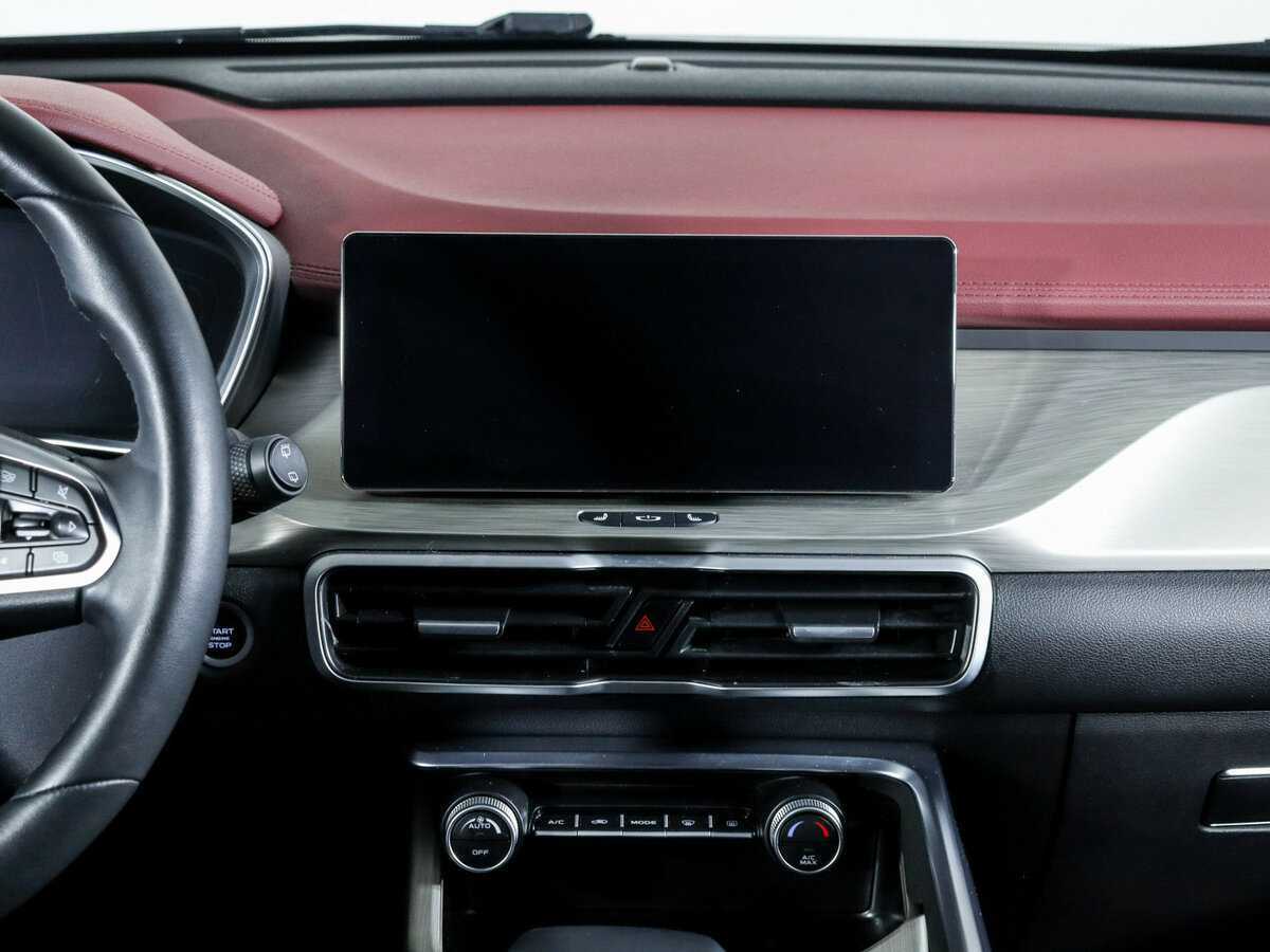 Geely Coolray с пробегом — 2023 год. Фото: #12