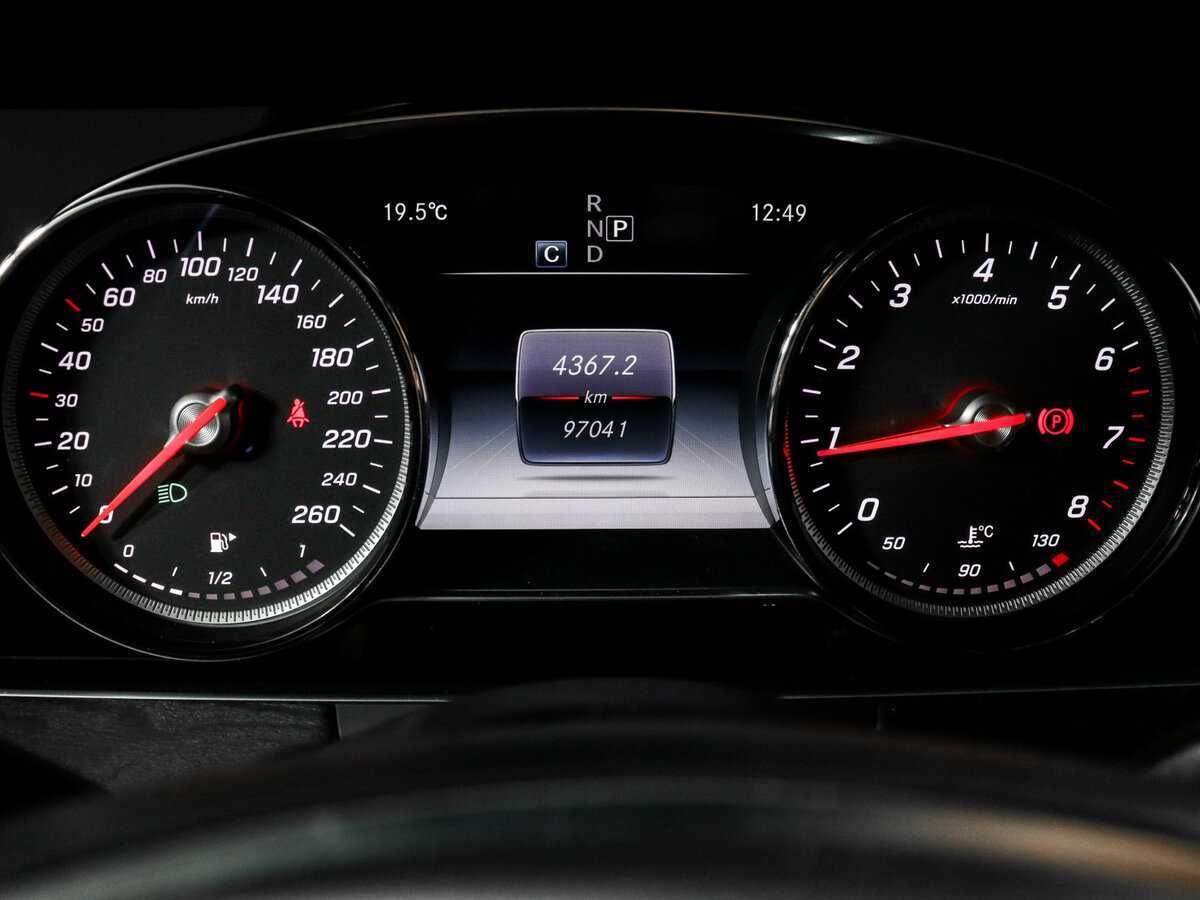 Mercedes-Benz E-Класс с пробегом — 2016 год. Фото: #7