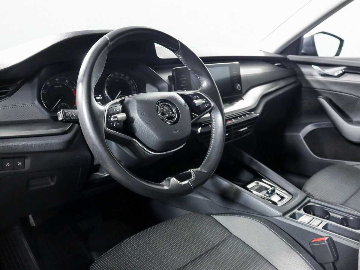 Skoda Octavia с пробегом — 2021 год. Фото: #10