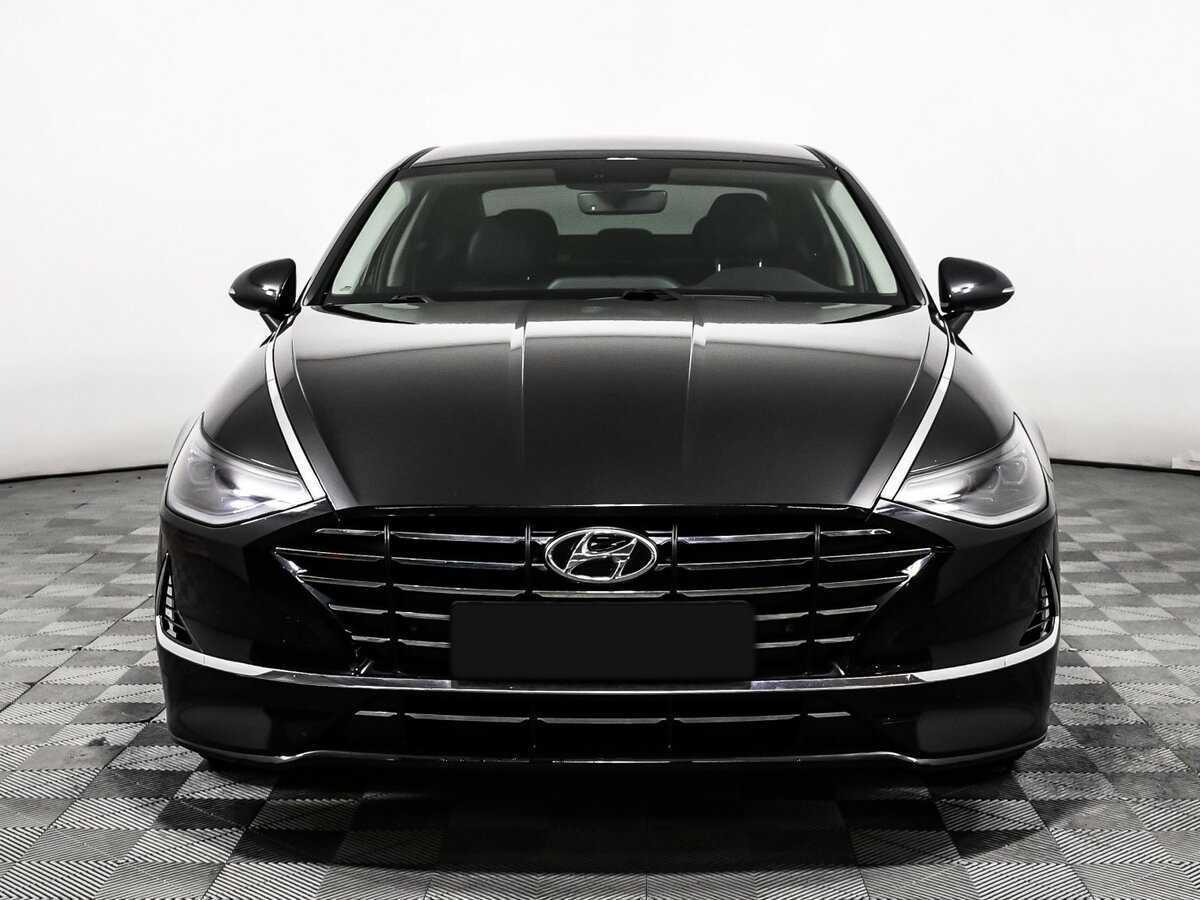 Hyundai Sonata с пробегом — 2021 год. Фото: #1
