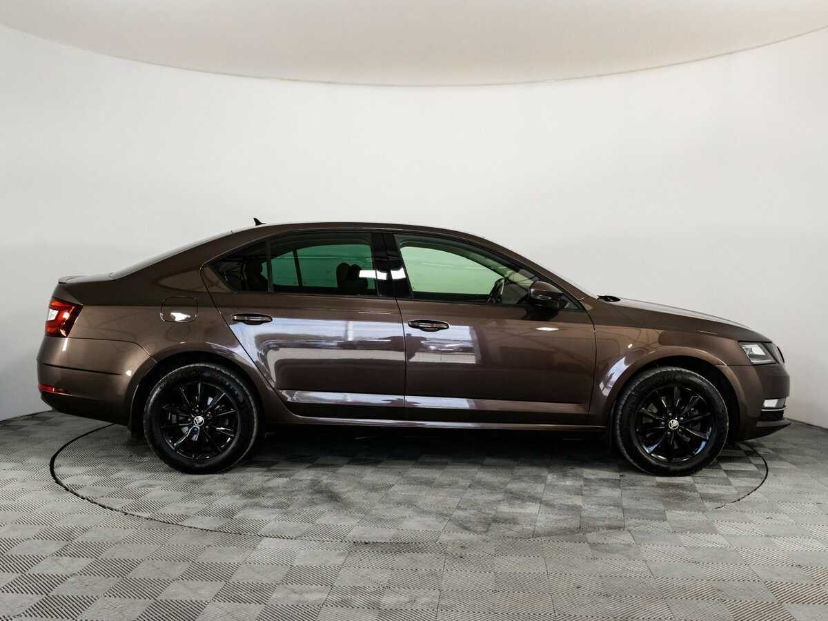 Skoda Octavia с пробегом — 2018 год. Фото: #3