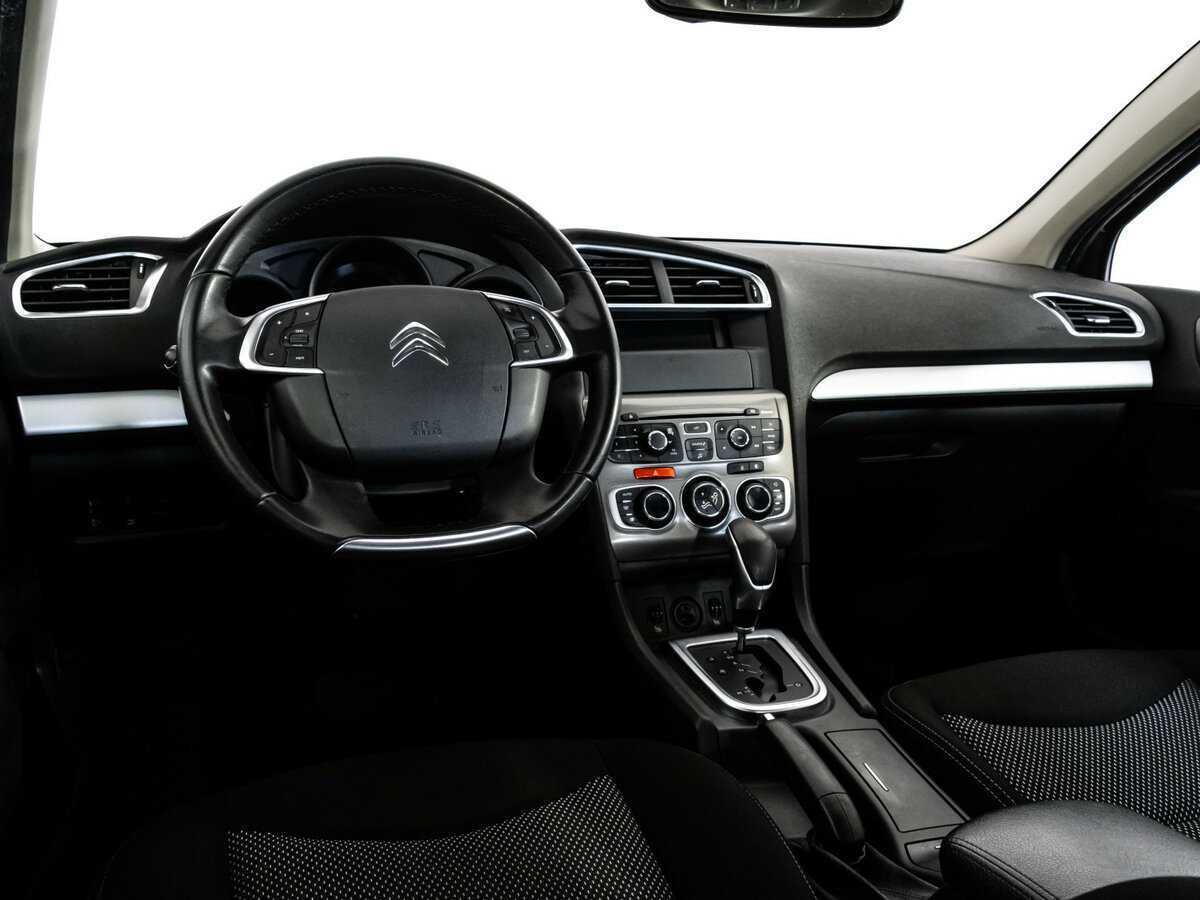 Citroen C4 с пробегом — 2016 год. Фото: #10