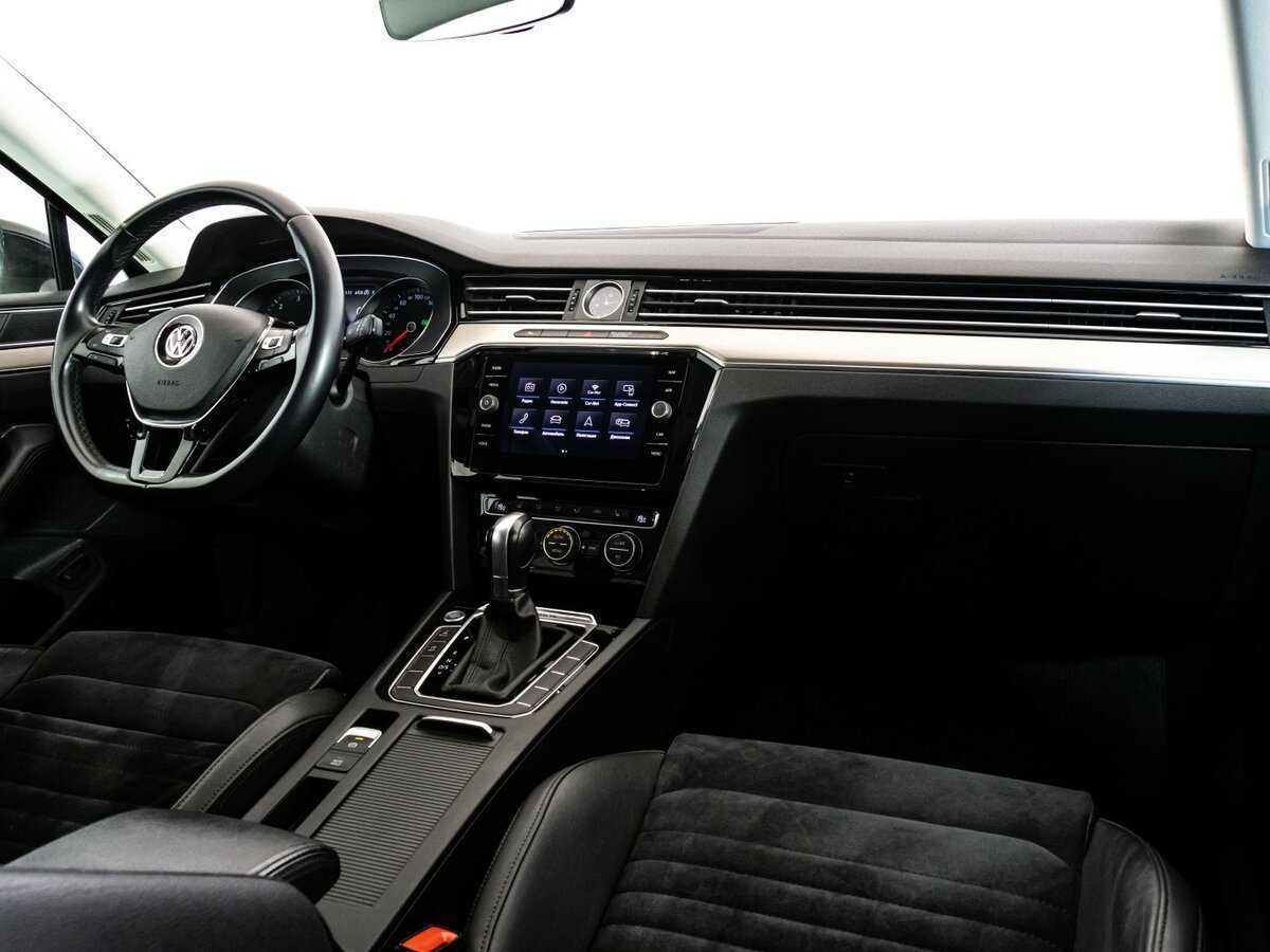 Volkswagen Passat с пробегом — 2018 год. Фото: #5