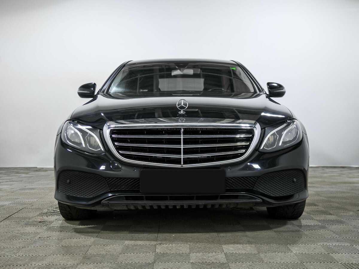 Mercedes-Benz E-Класс с пробегом — 2019 год. Фото: #1