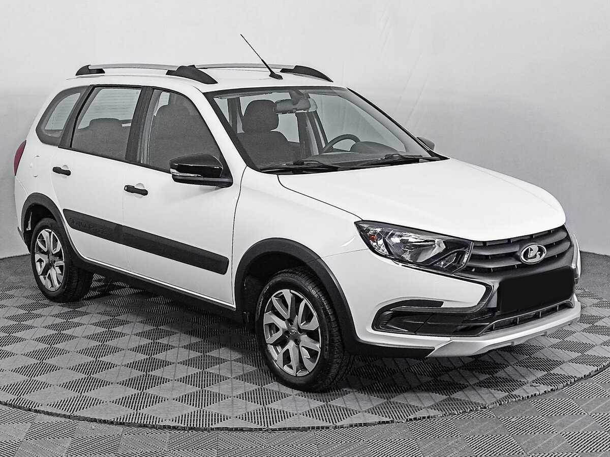 Lada (ВАЗ) Granta с пробегом — 2023 год. Фото: #2