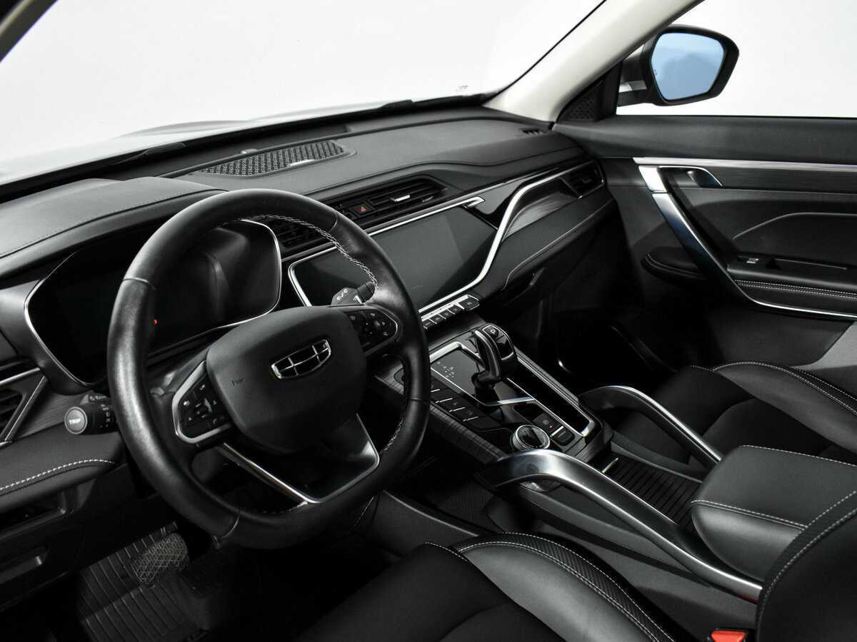 Geely Atlas Pro с пробегом — 2022 год. Фото: #8