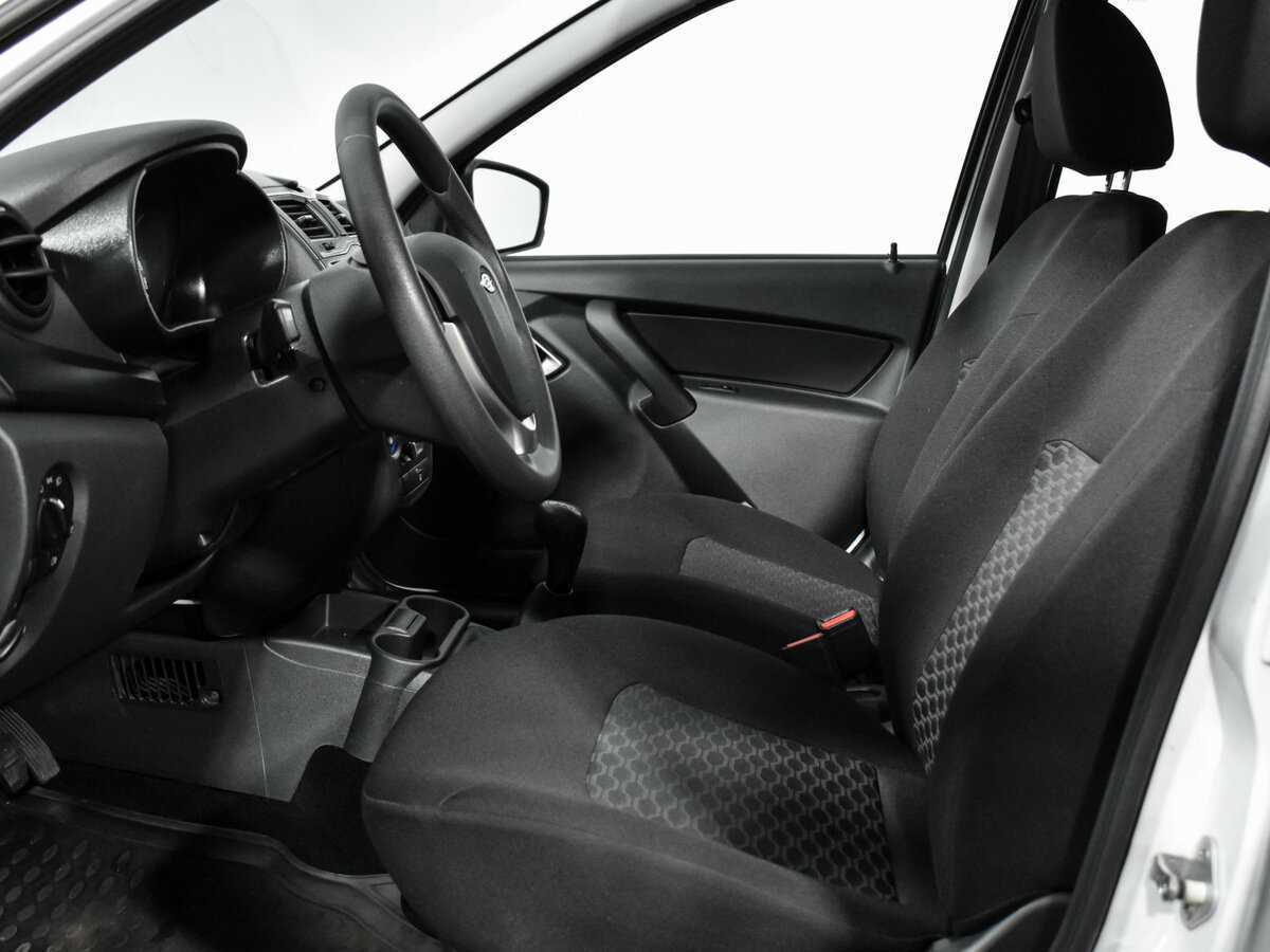 Lada (ВАЗ) Granta с пробегом — 2024 год. Фото: #9