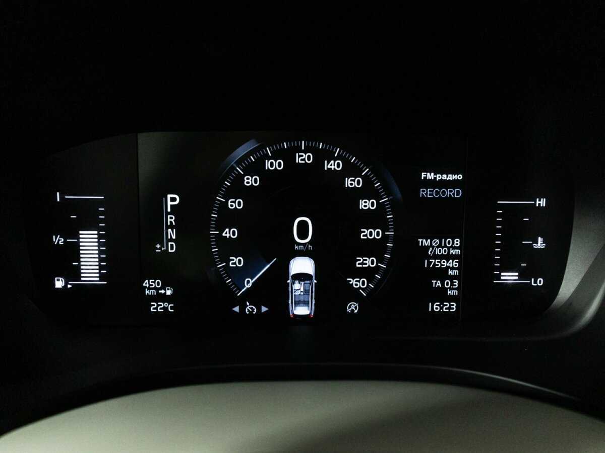 Volvo XC60 с пробегом — 2019 год. Фото: #11