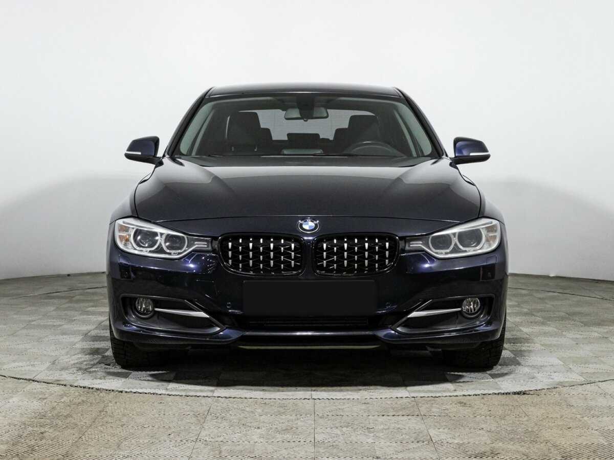 BMW 3 серии с пробегом — 2015 год. Фото: #1
