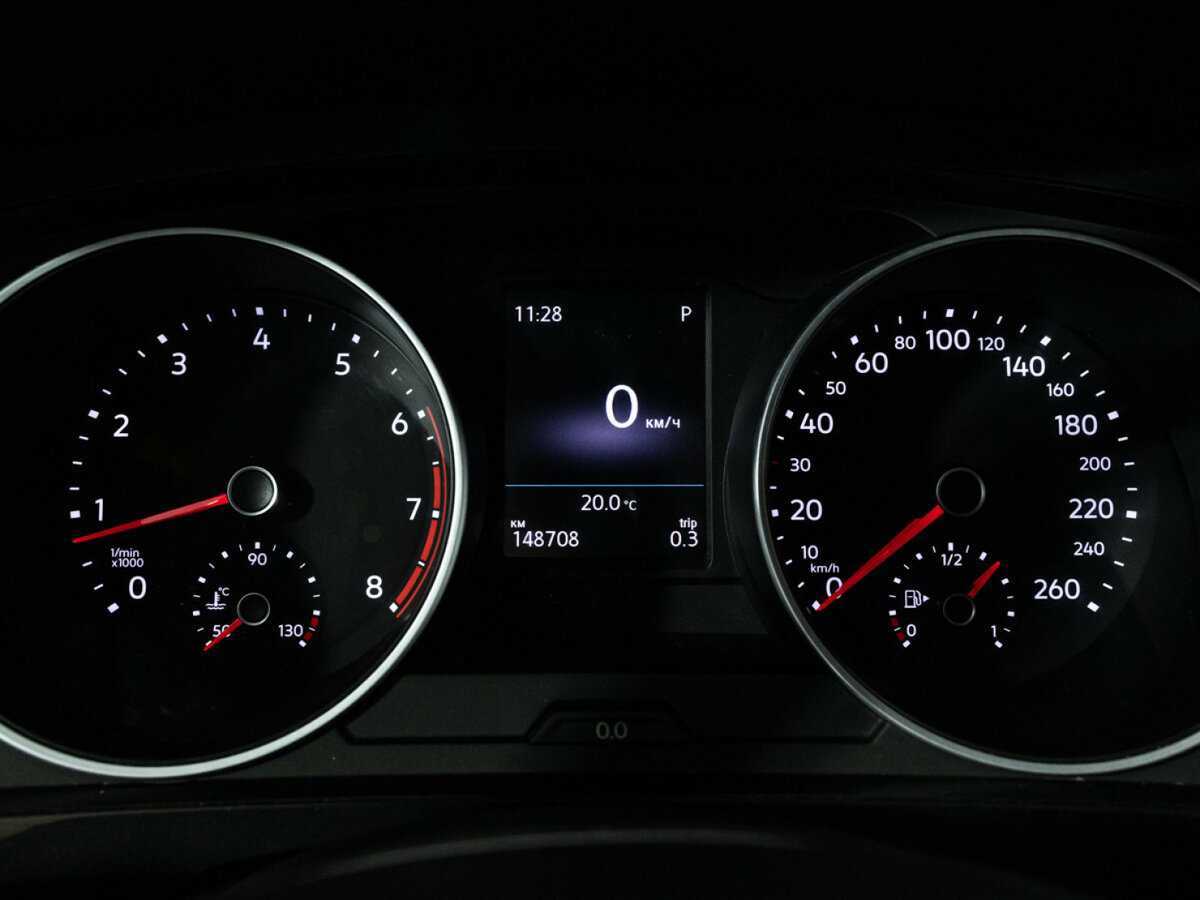 Volkswagen Tiguan с пробегом — 2017 год. Фото: #11