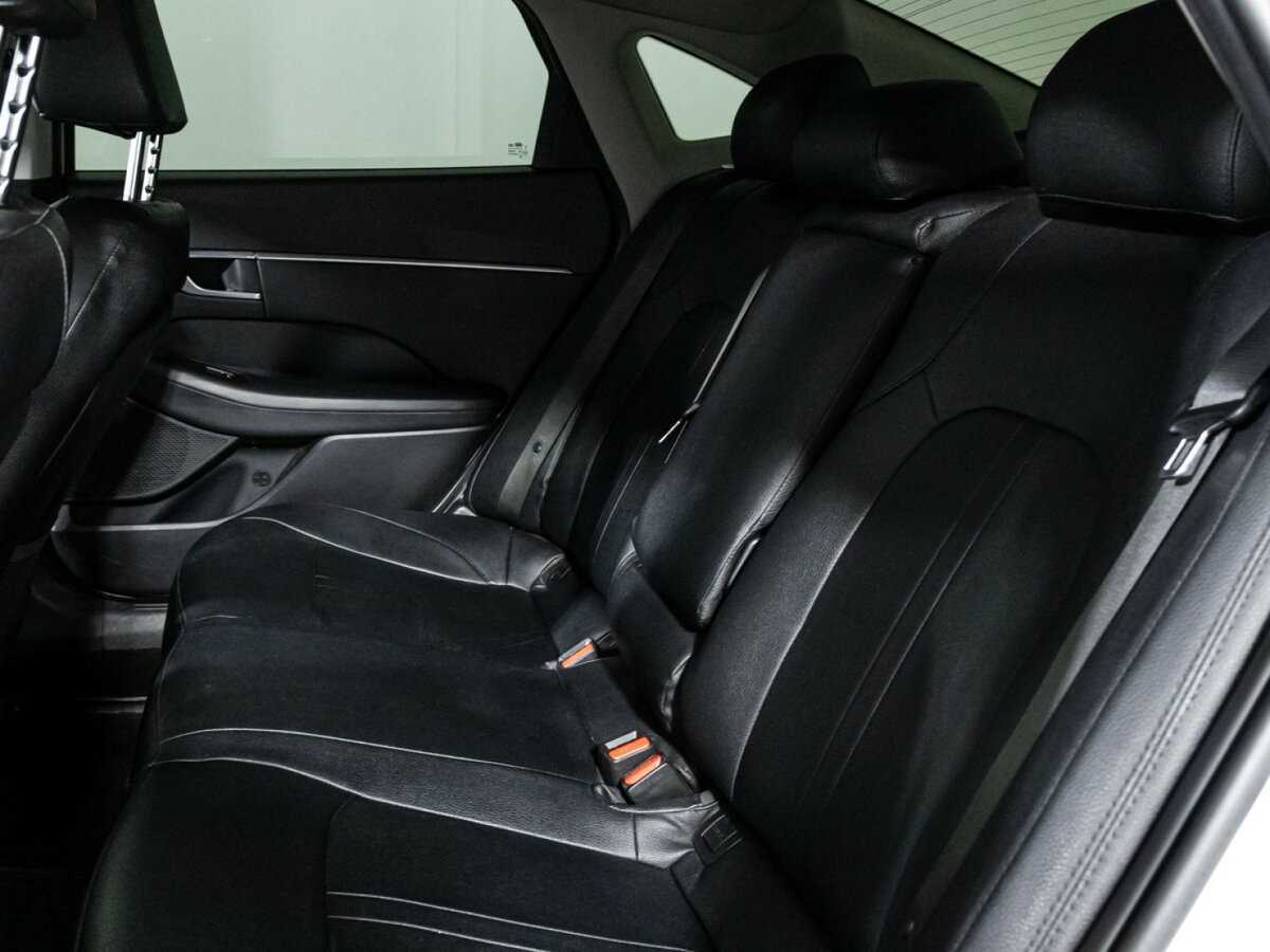 Hyundai Sonata с пробегом — 2021 год. Фото: #9