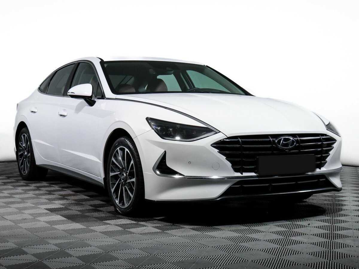 Hyundai Sonata с пробегом — 2020 год. Фото: #2