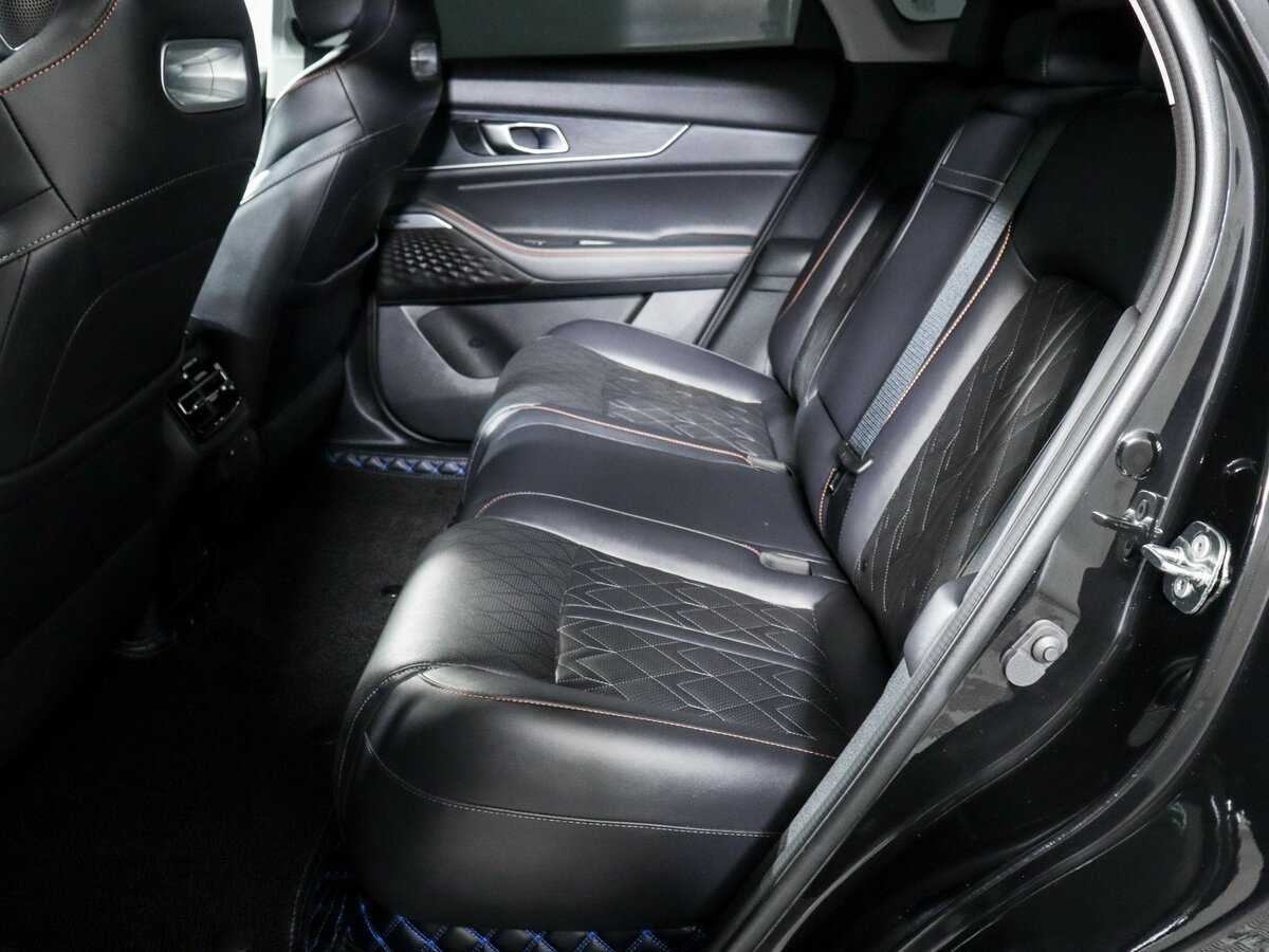 Changan UNI-K с пробегом — 2023 год. Фото: #9