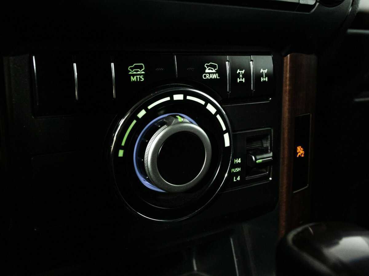 Toyota Land Cruiser Prado с пробегом — 2014 год. Фото: #15