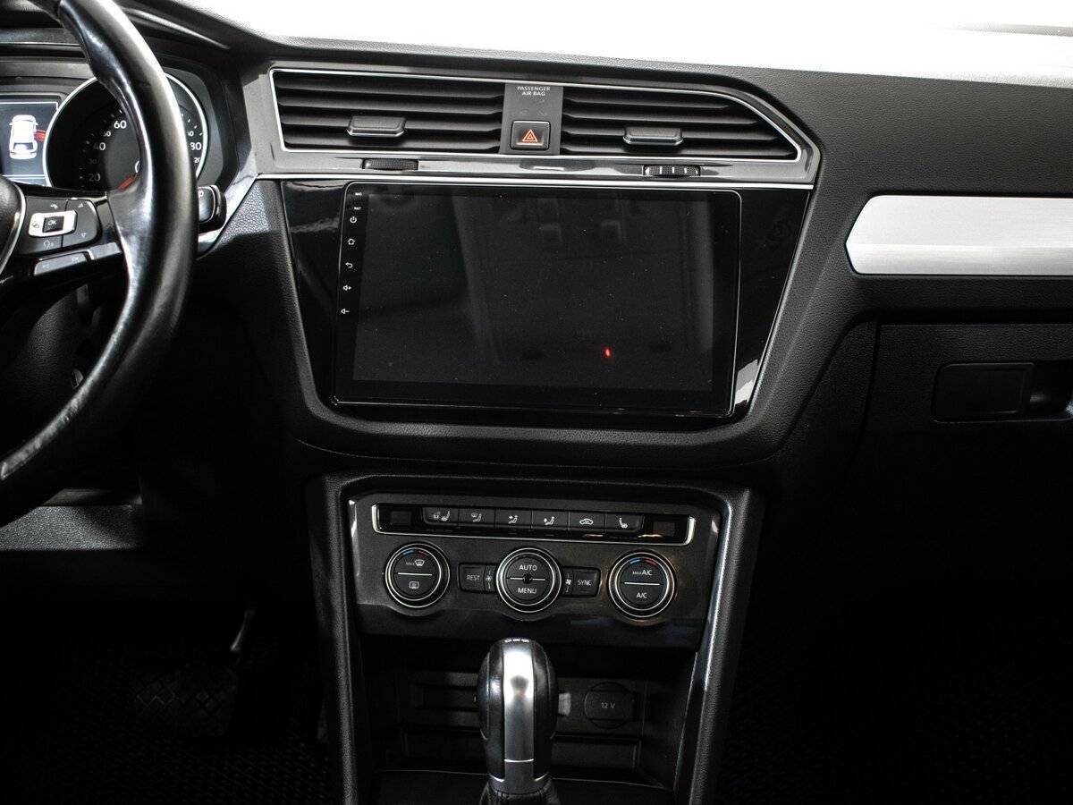 Volkswagen Tiguan с пробегом — 2017 год. Фото: #9
