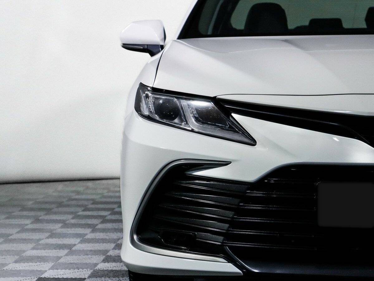 Toyota Camry с пробегом — 2021 год. Фото: #14