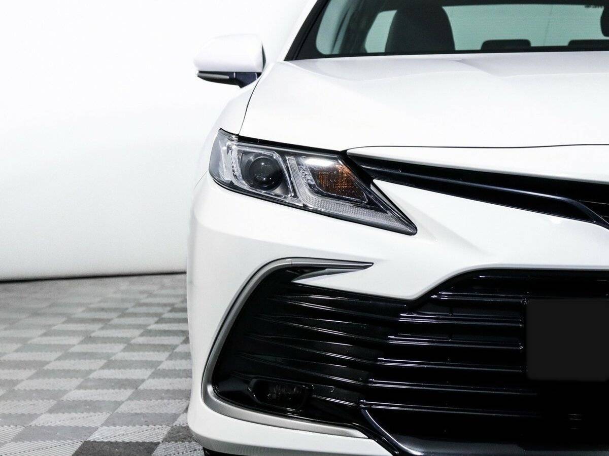Toyota Camry с пробегом — 2021 год. Фото: #17