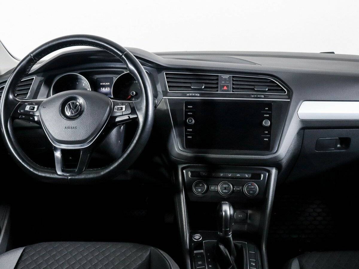 Volkswagen Tiguan с пробегом — 2017 год. Фото: #8