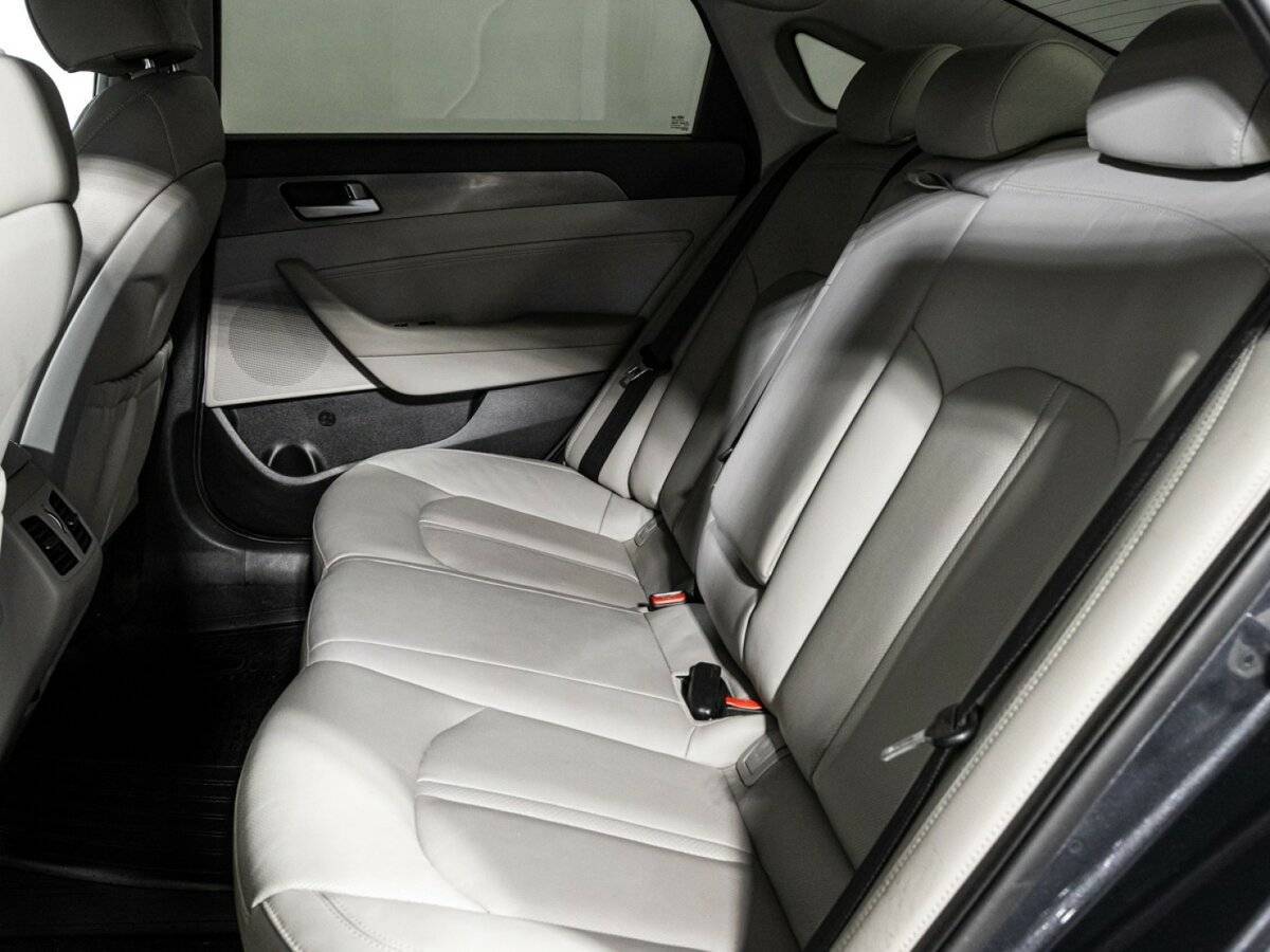Hyundai Sonata с пробегом — 2018 год. Фото: #9