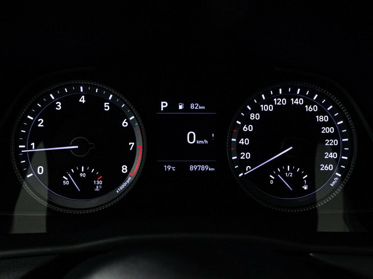 Hyundai Sonata с пробегом — 2020 год. Фото: #11