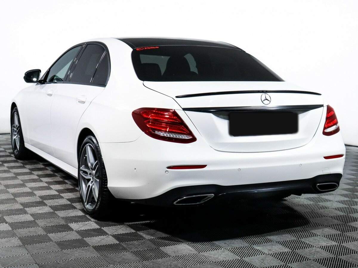 Mercedes-Benz E-Класс с пробегом — 2017 год. Фото: #6